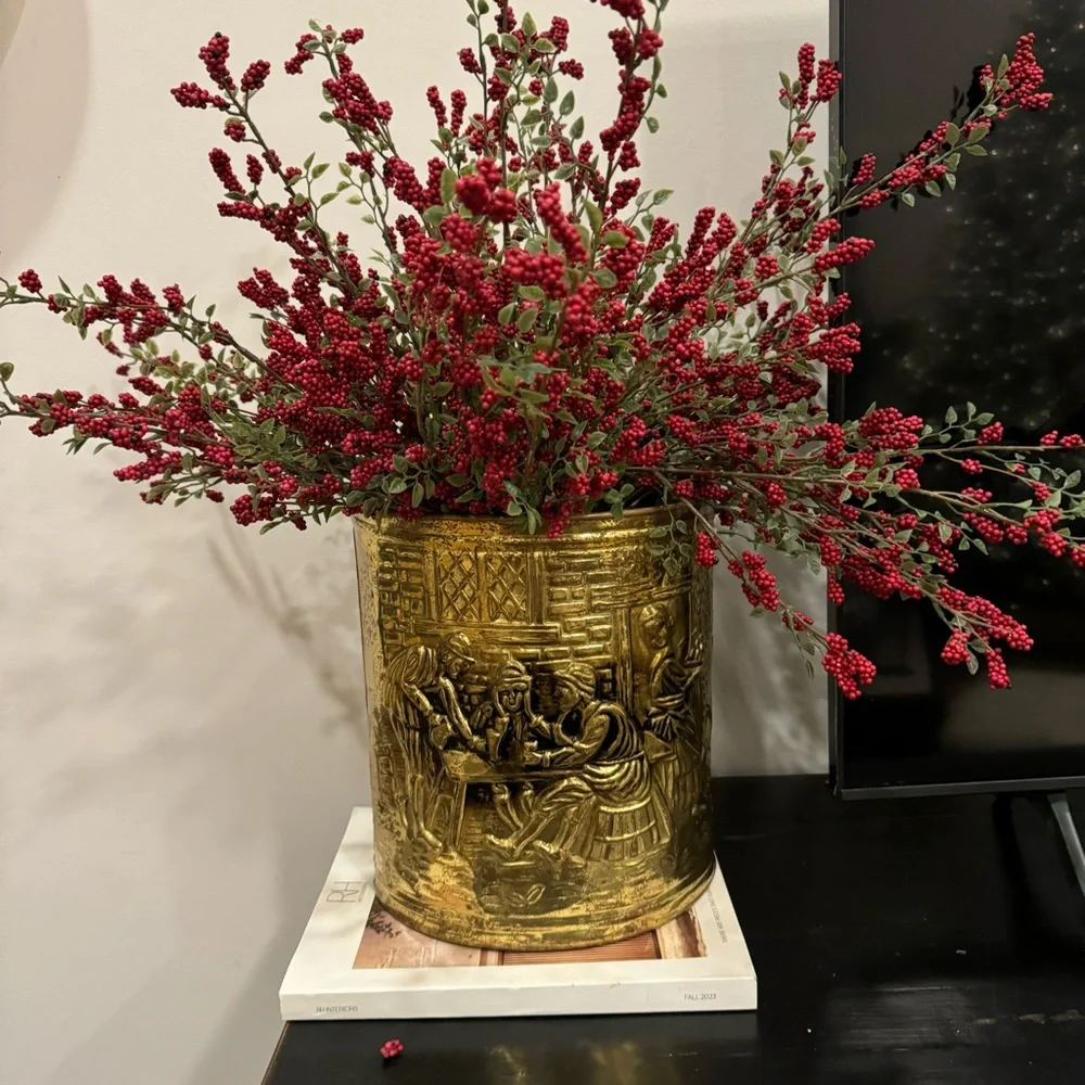 Midcentry Oval Hammered Brass Planter/Container